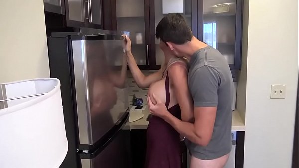 Married Babe Cheats On His Husband – MYSEXYCAMS69.ML