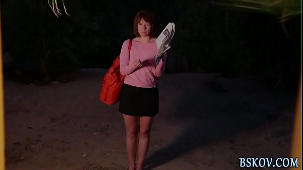 Skin Diamond gets eaten